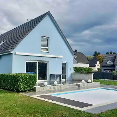 Maison Et Piscine Europa Park Visite Alsace - 9 Pers Holiday home *
